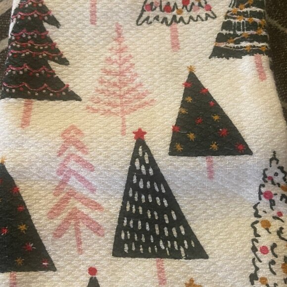 Kate Spade Christmas Tree Kitchen Towel Set - Picture 6 of 6